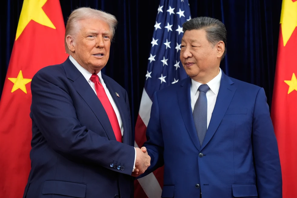 Trump viaja a China con la élite de Silicon Valley y Wall Street