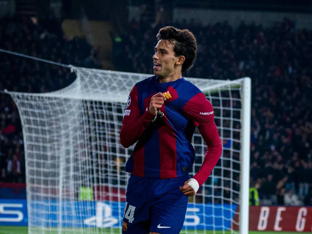 De la mano de los Joaos.