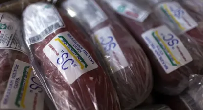 Venta de JBS deja 40% de faena en manos de dos grupos brasileños