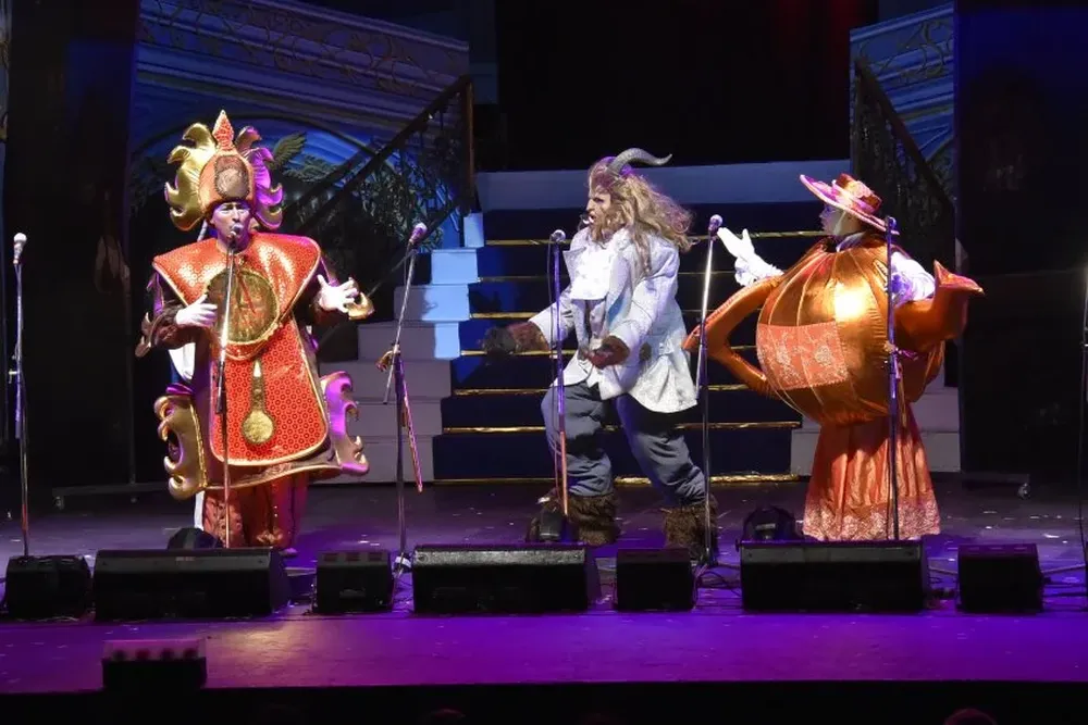 Los parodistas Nazarenos.