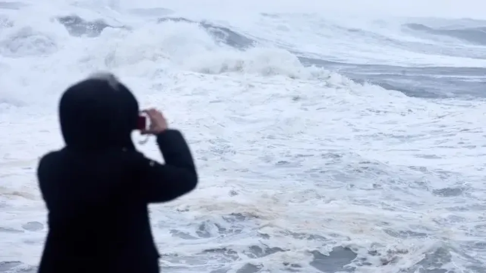 Las olas serán peligrosas en Galicia y en el Mediterráneo.