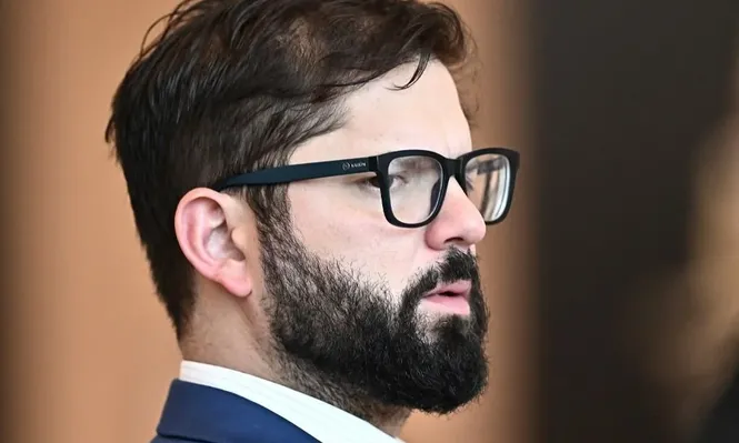 El primer proceso constituyente fue rechazado el pasado 4 de septiembre, cuando la propuesta comandada por la Convención Constitucional, órgano compuesto por 155 miembros elegidos por votación popular, fue rechazada en el plebiscito de salida con un contundente 61% de los votos.