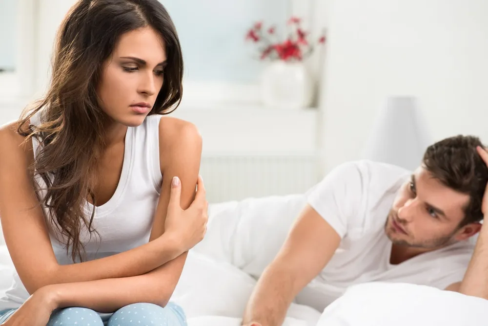 La disforia postcoital se ha estudiado más en las mujeres.