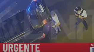 Difunden el video del momento en que se observa al ex senador Kueider con la mochila con los dólares de contrabando