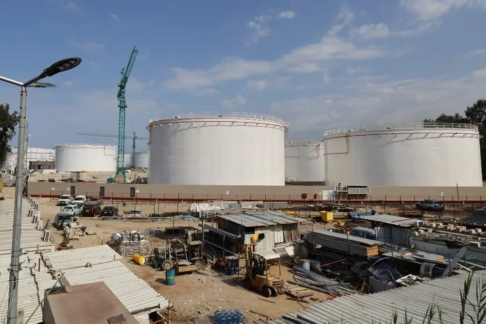 Los precios del petróleo podrían alcanzar los US$ 115 por barril si la guerra se convierte en un conflicto regional.