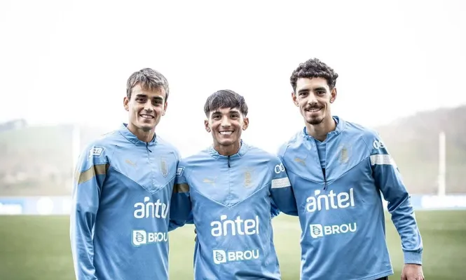 Los tres nuevos de la selección uruguaya de Bielsa en San Sebastián: Nicolás Fonseca, Ignacio Laquintana y Nicolás Marichal