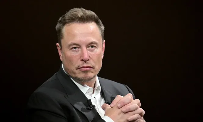 El multimillonario Elon Musk criticó al gobierno alemán y apoyó a un partido de extrema derecha en el tema migrantes