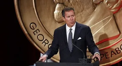 Apple ficha al ex CEO de HBO para su servicio de televisión online