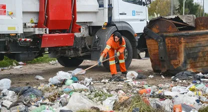 algo huele mal: camiones de basura se rompen muy seguido y la imm investiga