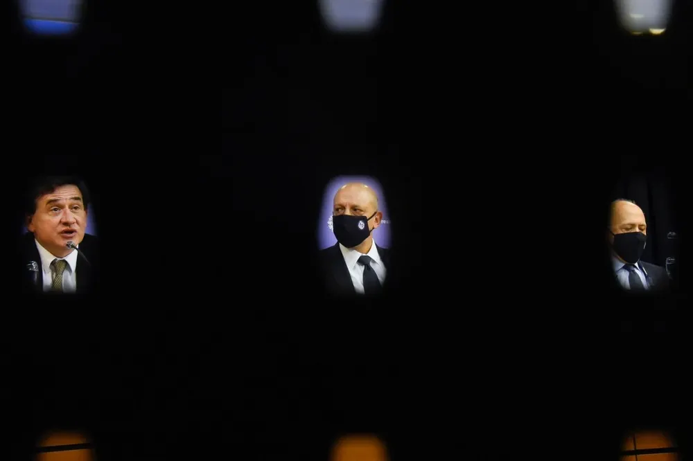 Conferencia de prensa de los integrantes del GACH